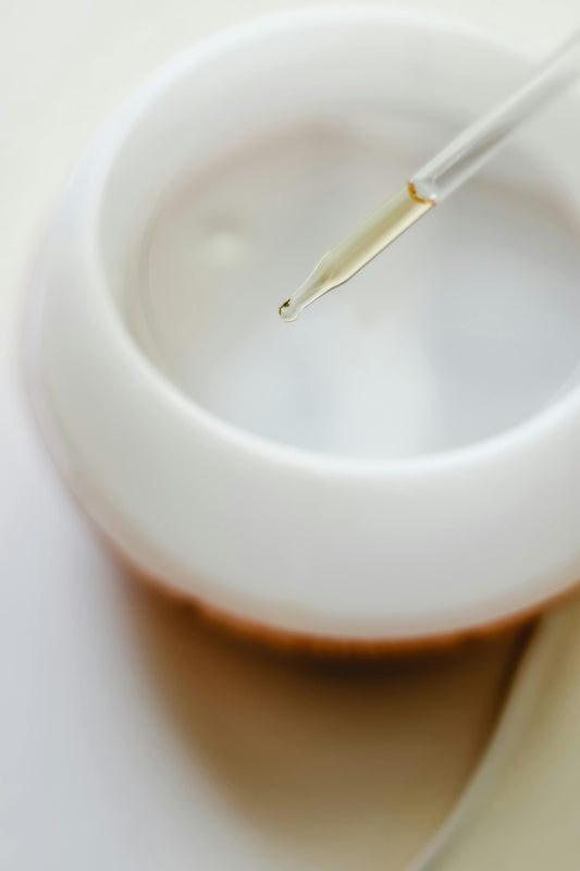 What’s Inside Your Essential Oils? A Deep Dive into Linalool, Linalyl Acetate, and More